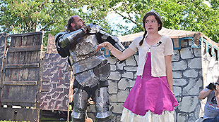 Theaterspaß für jede Altersgruppe Theaterspaß für jede Altersgruppe